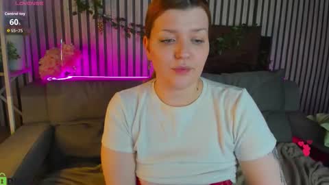 Polly online show from 02.20.26