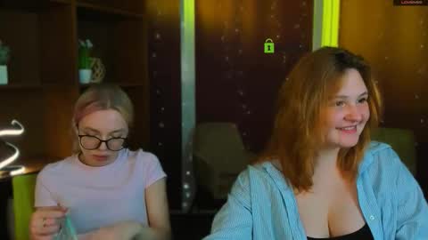 polly_cute1 online show from 03.16.26