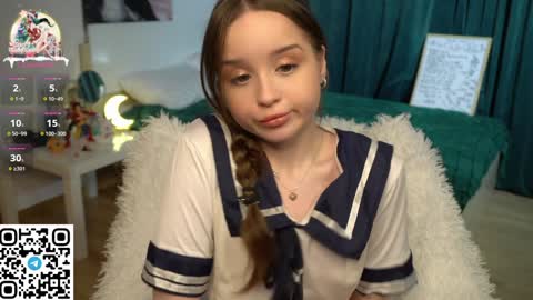 Snapshot of polly_dollie_ chatting on 02.01.25 Renet online show from 02.01.25
