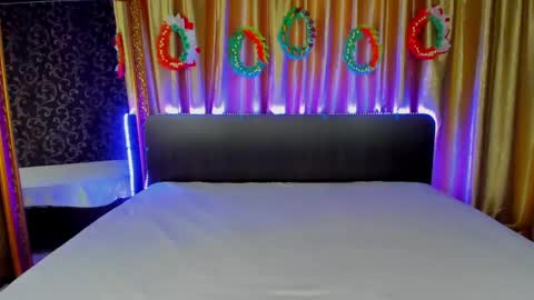 Polly online show from 04.20.26