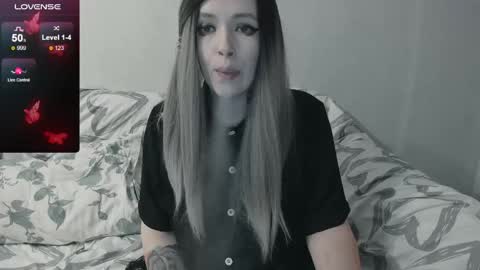 Polly online show from 04.15.26