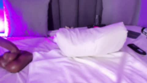 Snapshot of pollybabe_ chatting on 02.10.25 POLLY online show from 02.10.25