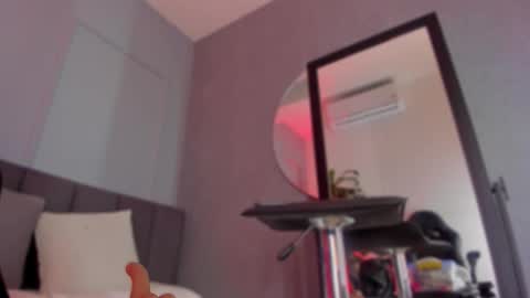 Snapshot of pollybabe_ chatting on 11.24.25 POLLY online show from 11.24.25