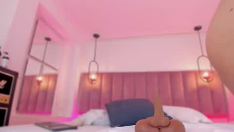 Snapshot of pollybabe_ chatting on 01.14.26 POLLY online show from 01.14.26