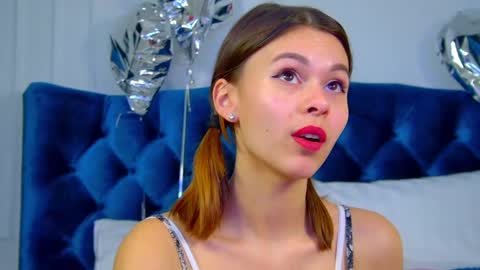 Snapshot of pollylanders chatting on 02.15.25 Polly online show from 02.15.25