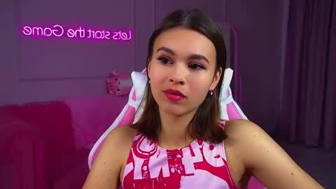 Snapshot of pollylanders chatting on 09.14.25 Polly online show from 09.14.25