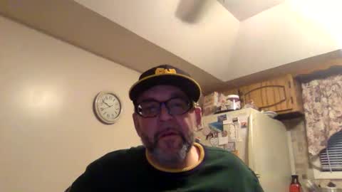 Snapshot of poloking_92 chatting on 02.14.26 Honey Dior Polo King online show from 02.14.26