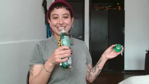 Poly online show from 12.11.24