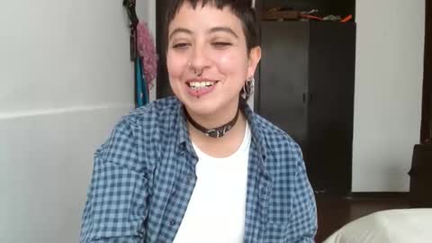 Poly online show from 12.12.24