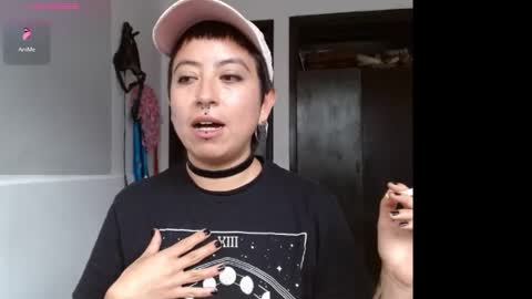 Poly online show from 02.05.25