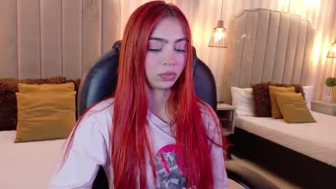 Snapshot of polygonniaa chatting on 02.19.26 polygonniaa online show from 02.19.26