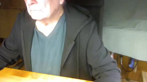 Snapshot of pomme1949 chatting on 02.05.25 pomme1949 online show from 02.05.25