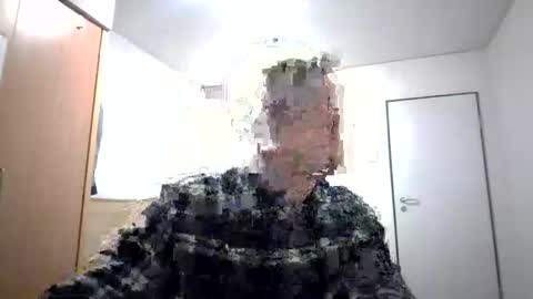 pommesmiteiscreme online show from 01.06.25