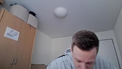 pommesmiteiscreme online show from 03.02.25