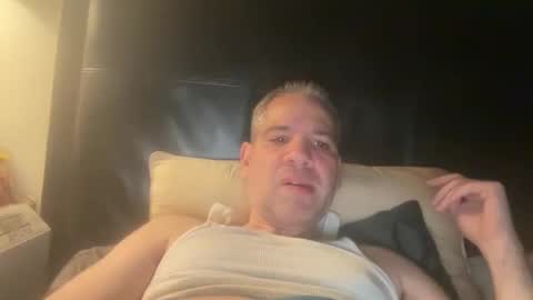 Snapshot of ponchynyc chatting on 11.24.25 PONCH online show from 11.24.25