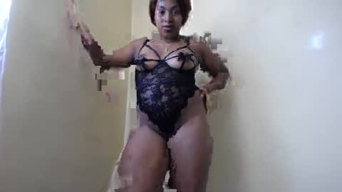 Snapshot of popetykely00 chatting on 03.11.25 popetykely00 online show from 03.11.25