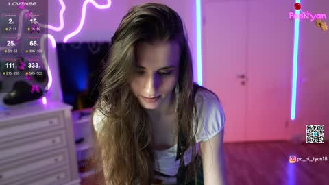 Snapshot of popityan chatting on 02.08.25 Louise  see you on December 1  at 2200 UTC3 online show from 02.08.25