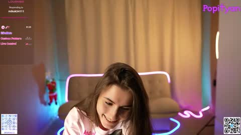 Snapshot of popityan chatting on 12.04.25 Louise see you on December 1 at 2200 UTC3 online show from 12.04.25