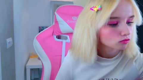 Hi Daddy Im Jane online show from 04.13.26