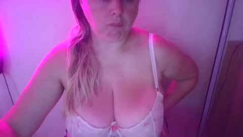 MelissOfficial online show from 07.08.26