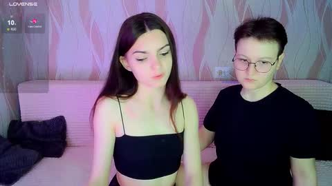 Ana and Tati online show from 10.22.25