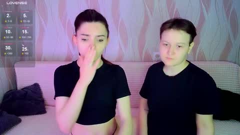 Ana and Tati online show from 10.23.25