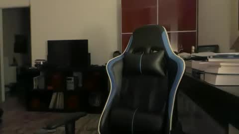 porntoyndr2 online show from 11.19.25