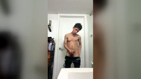 powdy773 online show from 04.22.26