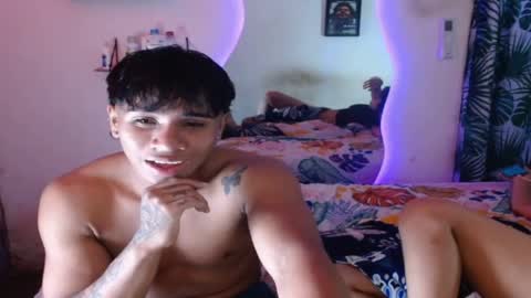 ALEX Y ALEXA online show from 10.26.25