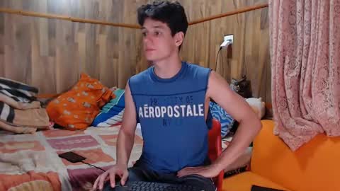 chris independent  online show from 02.05.25