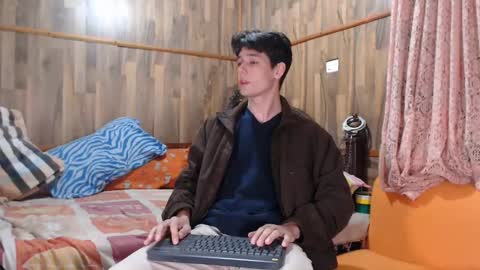 chris independent  online show from 02.15.25