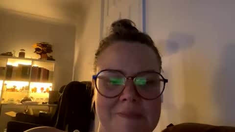Snapshot of ppriestess chatting on 05.23.26 ppriestess online show from 05.23.26