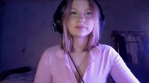 Snapshot of pr_in_cess_ chatting on 09.09.25 pr_in_cess_ online show from 09.09.25