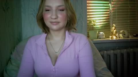 Snapshot of pr_in_cess_ chatting on 11.11.25 pr_in_cess_ online show from 11.11.25