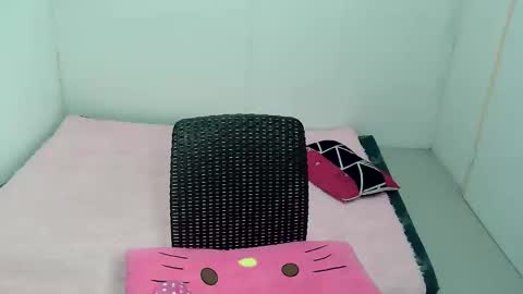 precious_athena online show from 11.29.25