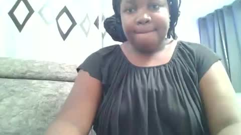 Snapshot of precious_ddy chatting on 12.20.25 precious_ddy online show from 12.20.25