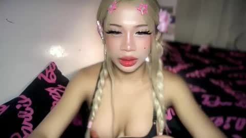 GODDESS PRECIOUS online show from 03.31.26