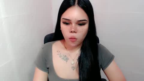 Snapshot of preciousangel69xxx chatting on 12.12.24 MAXXINE online show from 12.12.24