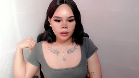 Snapshot of preciousangel69xxx chatting on 01.26.25 MAXXINE online show from 01.26.25