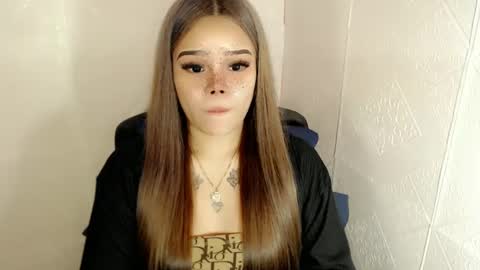 Snapshot of preciousangel69xxx chatting on 02.13.25 MAXXINE online show from 02.13.25