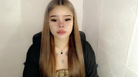 Snapshot of preciousangel69xxx chatting on 02.23.25 MAXXINE online show from 02.23.25