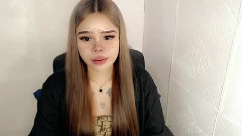 Snapshot of preciousangel69xxx chatting on 02.24.25 MAXXINE online show from 02.24.25