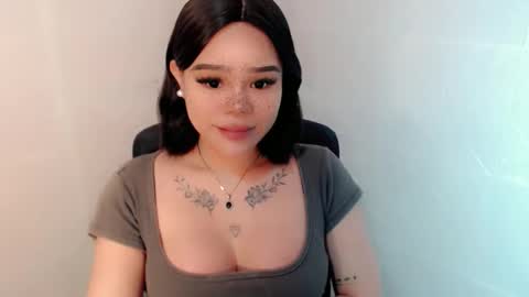 Snapshot of preciousangel69xxx chatting on 11.19.25 MAXXINE online show from 11.19.25