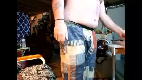 Snapshot of precumin420 chatting on 03.31.26 Johnny Jizz online show from 03.31.26