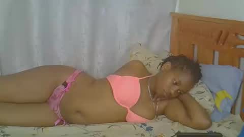 preetty_queenie1 online show from 04.29.26