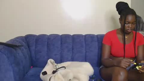 Snapshot of preetycookie chatting on 03.12.25 Lilly online show from 03.12.25