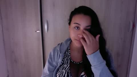 Snapshot of preggo_fantasy chatting on 10.24.25 preggo_fantasy online show from 10.24.25