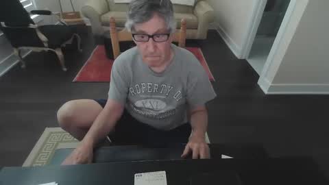 Snapshot of preppydave2525 chatting on 11.02.25 preppydave2525 online show from 11.02.25