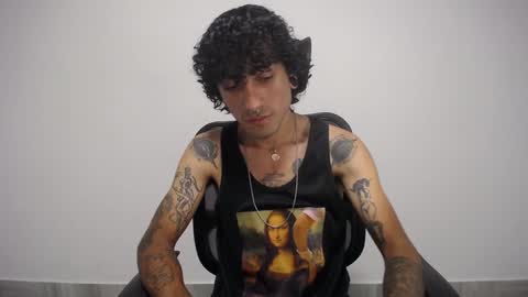 Plux online show from 02.06.25