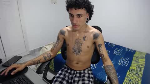 Plux online show from 10.25.25